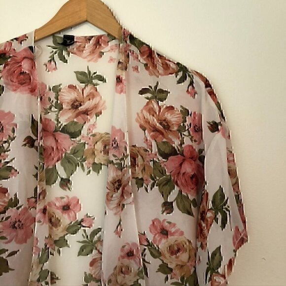 WINDSOR Cream Ivory Pink Floral Sheer Short Sleeve Oversized Kimono Cardigan Top - Picture 6 of 10
